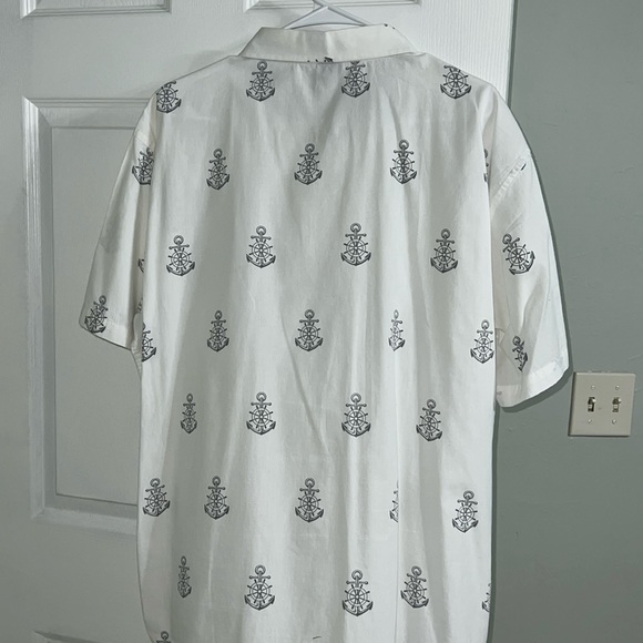 Man button down shirt - Picture 4 of 4